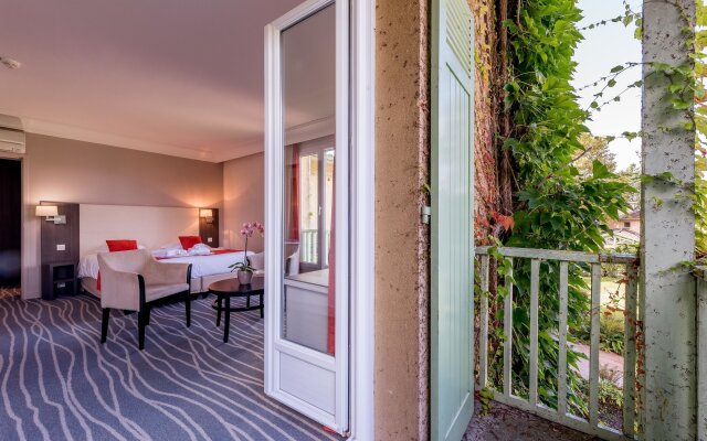 Logis Hôtels- Hôtel et Restaurant Domaine de Fompeyre