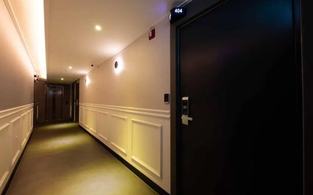 Hotel Momo