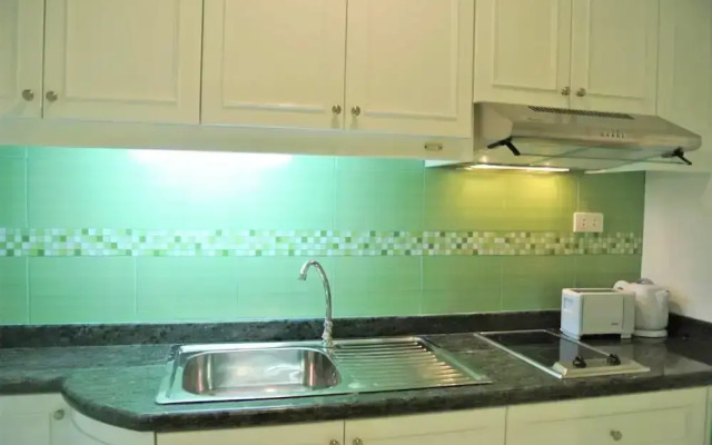 Jomtien Beach Condominium A2 Studio Apartment Pattaya