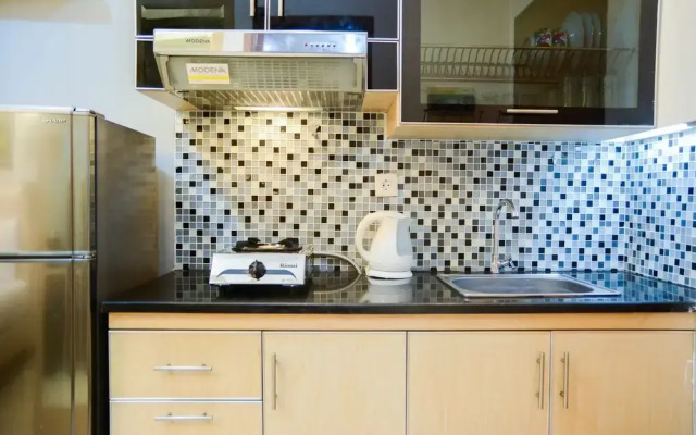 Simply Studio Maple Park Apartment with City View