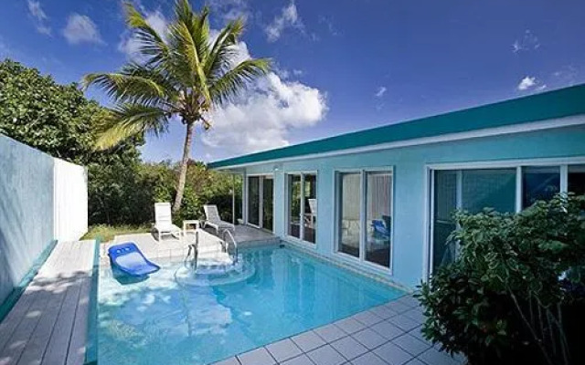 Pavilions and Pools Villa Hotel