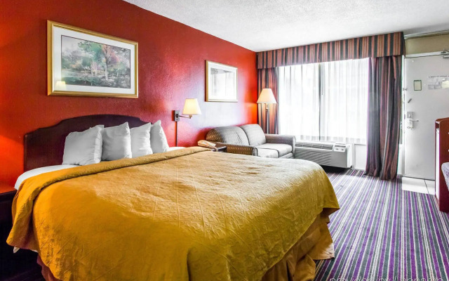 Motel 6 Opelika, AL