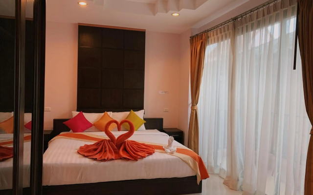 Ice Kamala Beach Hotel