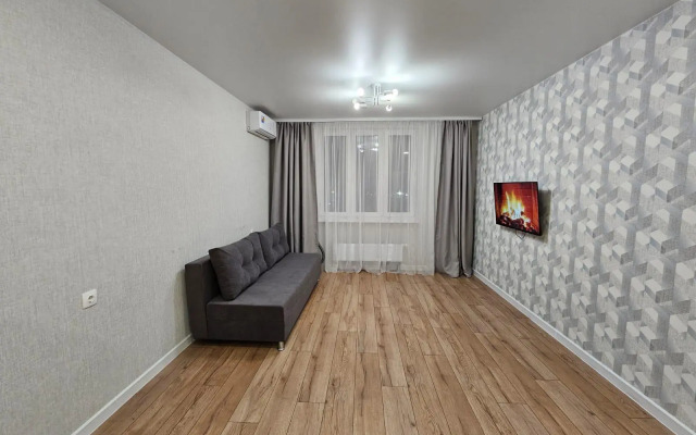 Апартаменты на набережная Кустаревская 15