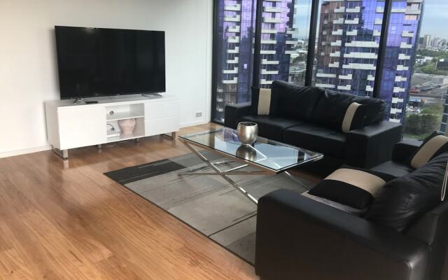 Dockland View Apartment – Guest Rooms – Melbourne