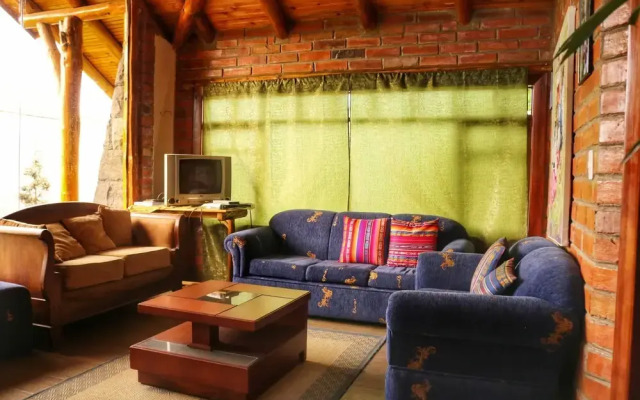 Kalera Lodge - Equator Face
