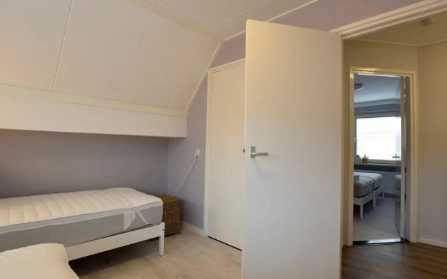 Terraced House by Katwijk Beach & Center