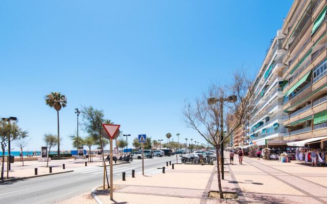 Rentandhomes los boliches penthouse beach