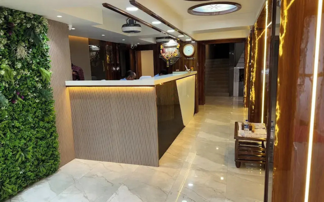 Hotel Ratna Paradise