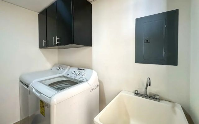 2BR Sunset Escape for Families