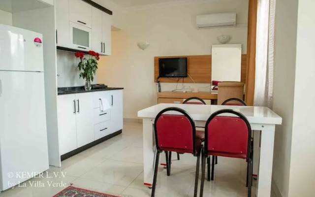 Liman Apart Kemer