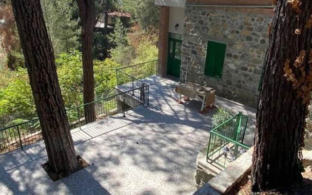 Theplatresnest Lovely 3-bed House in Pano Platres