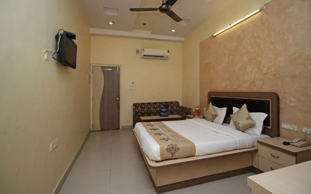 OYO 2722 Hotel Prince