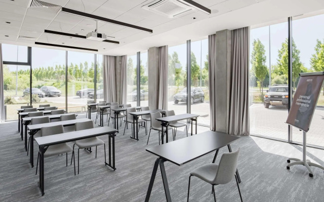 Park Inn by Radisson Vilnius Airport Hotel & Conference Centre