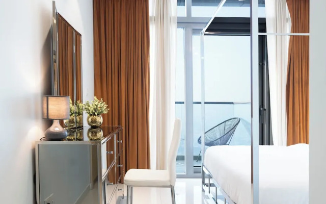 Rooftop pool-2BR Apartment Near Downtown