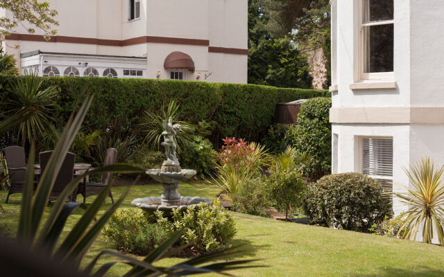 Washington house hotel