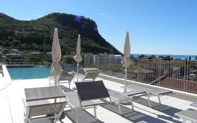Apartment in Garda Near Shopping