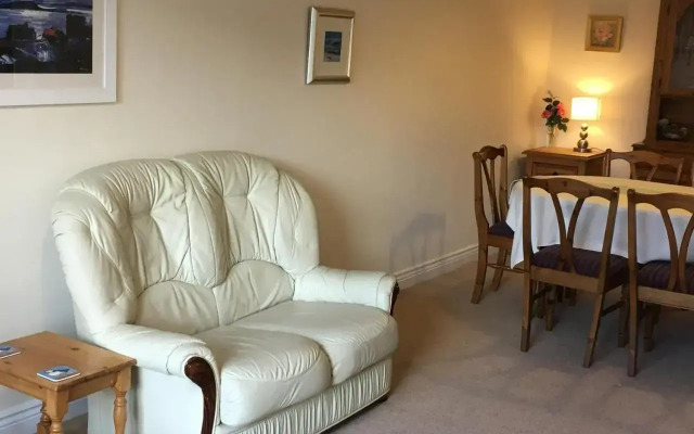 1/5 Lismore House