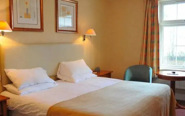 Oriel Hotel
