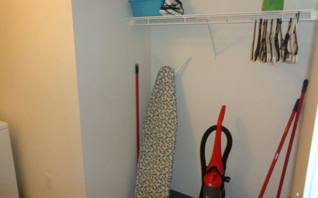 Riverview Suites