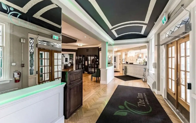 The Inn On Officers Garden