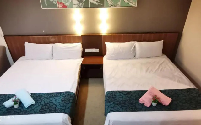 LCP 8 LOVE in the HONEYmoon genting highland WiFi