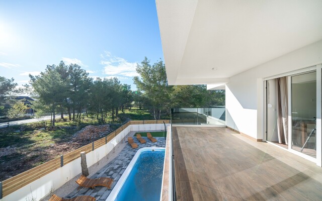 Design Pool Villa Franko