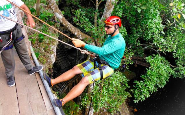 Gilmar Taakbil Luum Lojam Villas, Suites & Spa