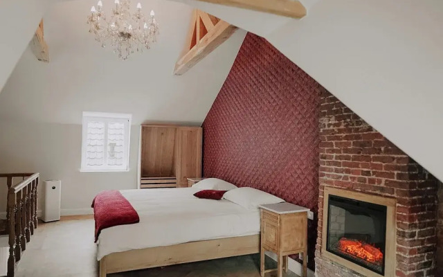 The Lovelace Residence