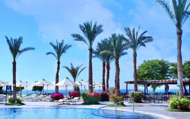 Jaz Fanara Resort & Residence