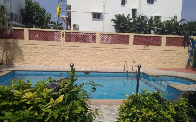 Maxiprime Hotels Panaiyur