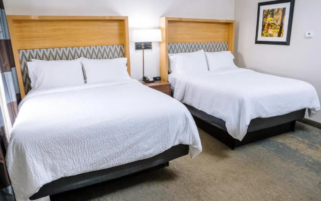 Holiday Inn Hotel & Suites Stockbridge / Atlanta I-75 by IHG