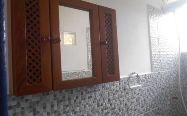 Apartamento perto de praia Dos Anjos 2