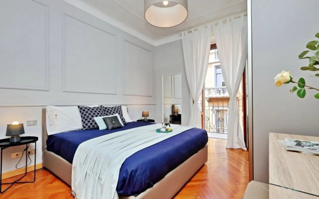 Hintown Austere Elegance