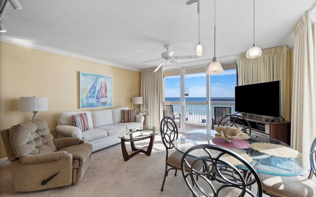 Pelican Beach 0411 1 Bedroom Condo by Pelican Beach Management