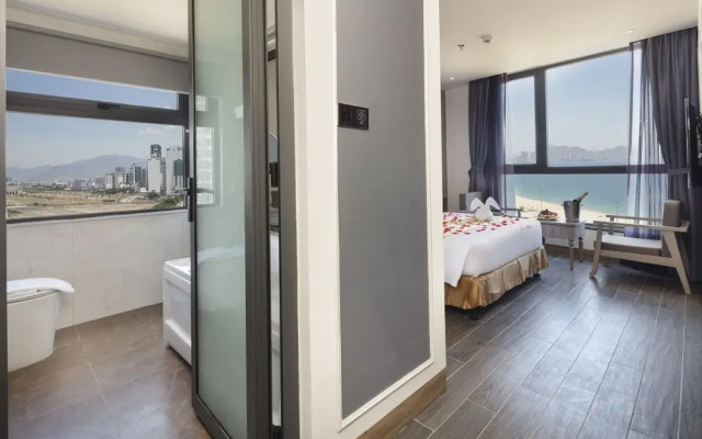 Ruby Luxury Hotel