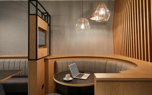 Courtyard by Marriott Oxford City Centre