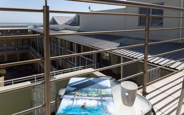 Seaside Village E21 by CTHA