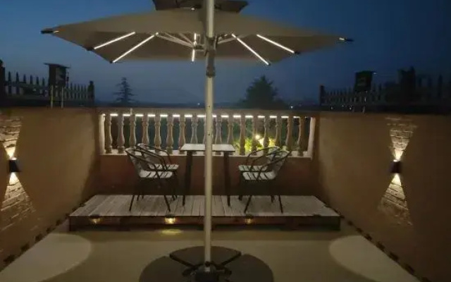 Vienna Hotel (Jiujiang Binjiang Road  Pedestrian Street)