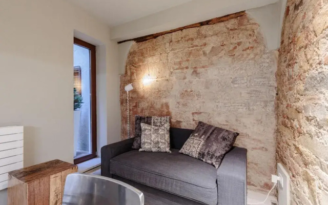 THE Smart Lucca Apartment Suite Inside the Walls