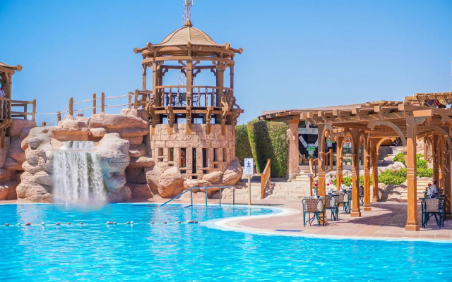Charmillion Sea Life Resort