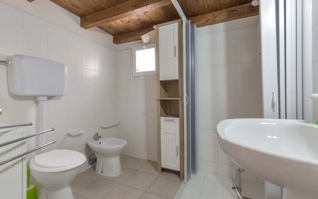 2337 Bilo Imma A by Barbarhouse