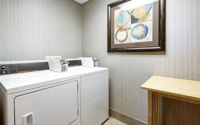 Hampton Inn Columbus-West