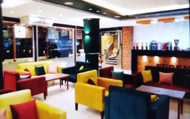 Emirates Hotel