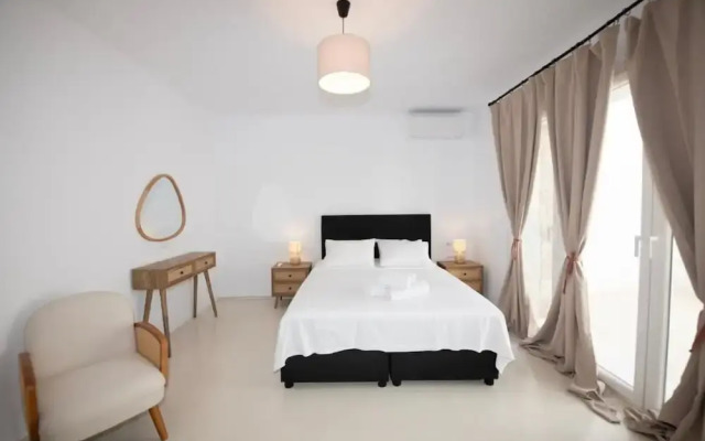 Adyton Luxury Suite Mykonos Exclusive Pool Oasis