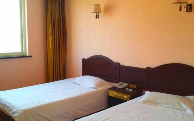 Millennium Express Hotel (Shandong Aviation College)