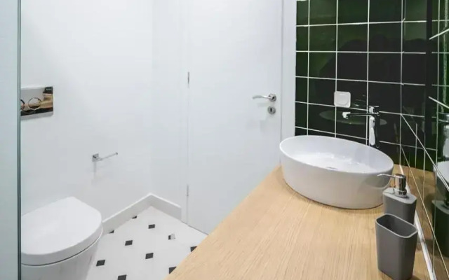 Stylish Studio Apartments-1878 House