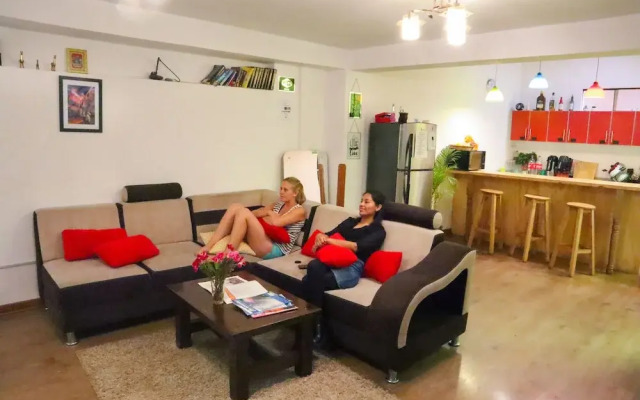 The Rooftop Hostel Cusco