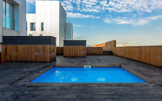 1 BR Rambla Suite &amp; Pool Rooftop Terrace Sea View - HOA 42156