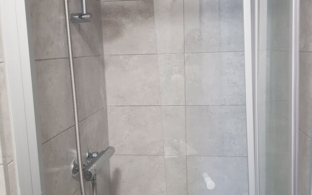 Oxford Modern Guest House